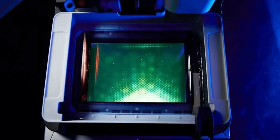 formlabs 新一代列印機 Form 4_4B 技術 LFD 技術大解密