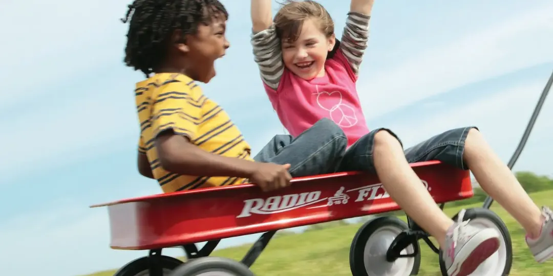 Form 4L 和 Fuse 系列如何支持 Radio Flyer 的創新